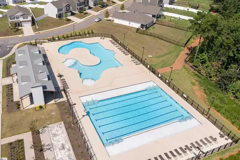 Exterior - 28 Oak Edge Ln, Greer, SC 29651 photo 7 of 7