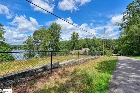 65 Fox Rd, Lyman, SC 29365 photo 10