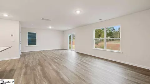 513 Whitewater Rdg, Seneca, SC 29678 photo 9