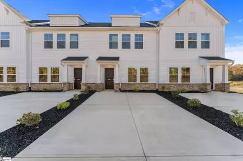 302 Cambrian Ct, Taylors, SC 29687