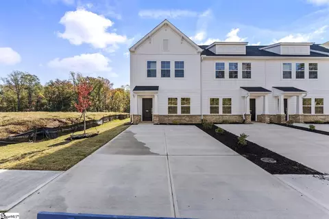 306 Cambrian Ct, Taylors, SC 29687