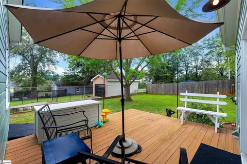 Exterior - 305 E A Ave, Easley, SC 29641 photo 6 of 7