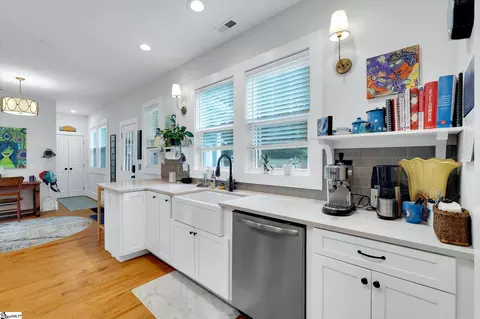 Kitchen - 305 E A Ave, Easley, SC 29641 photo 1 of 4