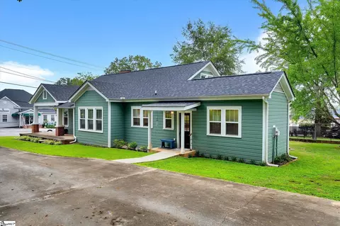 Exterior - 305 E A Ave, Easley, SC 29641 photo 4 of 7