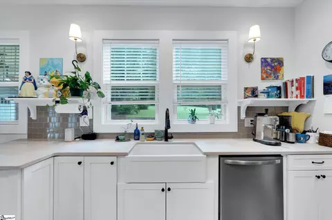 Kitchen - 305 E A Ave, Easley, SC 29641 photo 2 of 4