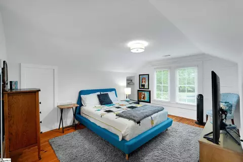 Bedroom - 305 E A Ave, Easley, SC 29641 photo 4 of 5