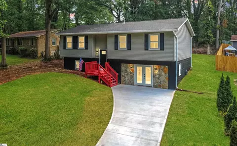 306 Carolyn Dr, Spartanburg, SC 29306