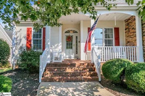Exterior - 507 Thorington Ct, Greer, SC 29651 photo 2 of 6