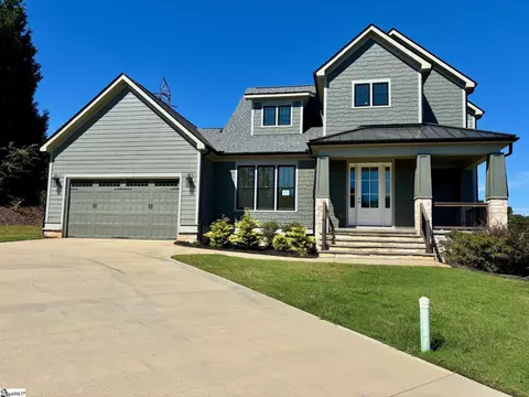 812 Batten Cottage Ct, Boiling Springs, SC 29316