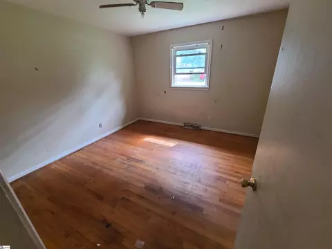 Bedroom - 200 Morris St, Central, SC 29630 photo 3 of 3
