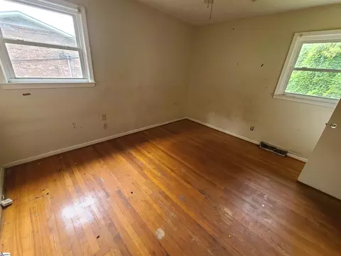 Bedroom - 200 Morris St, Central, SC 29630 photo 1 of 3