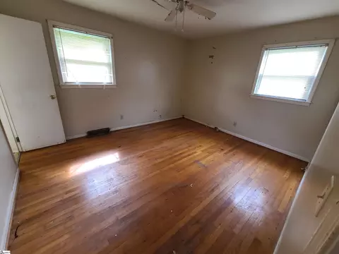 Bedroom - 200 Morris St, Central, SC 29630 photo 2 of 3