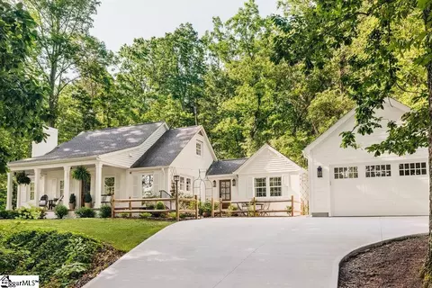 125 Turner Cir, Greenville, SC 29609