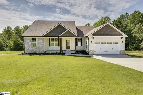 3352 Earls Bridge Rd, Easley, SC 29640