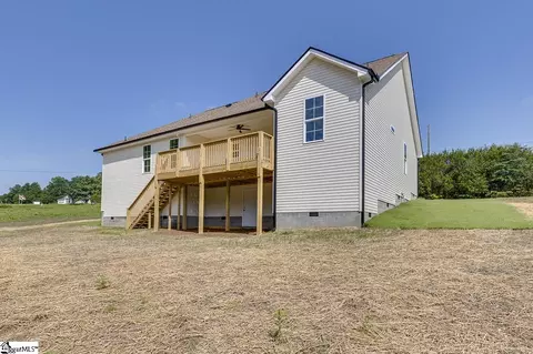 Exterior - 3352 Earls Bridge Rd, Easley, SC 29640 photo 8 of 9