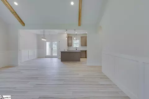 Living - 3352 Earls Bridge Rd, Easley, SC 29640 photo 1 of 8