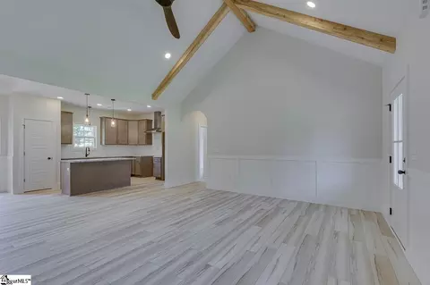 Living - 3352 Earls Bridge Rd, Easley, SC 29640 photo 6 of 8