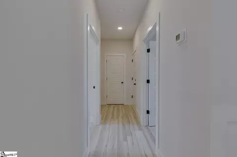 Entry Way - 3352 Earls Bridge Rd, Easley, SC 29640 photo 3 of 4