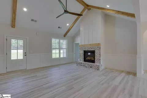 Living - 3352 Earls Bridge Rd, Easley, SC 29640 photo 5 of 8