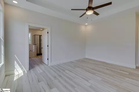 Bedroom - 3352 Earls Bridge Rd, Easley, SC 29640 photo 6 of 8