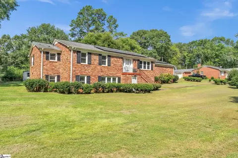 222 Hillcrest Cir, Anderson, SC 29624