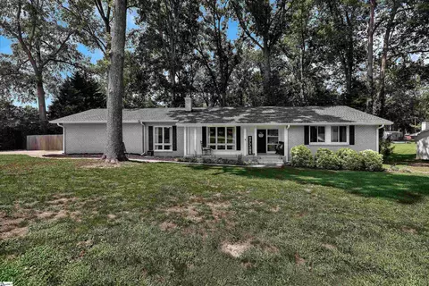 402 Long Forest Cir, Anderson, SC 29625