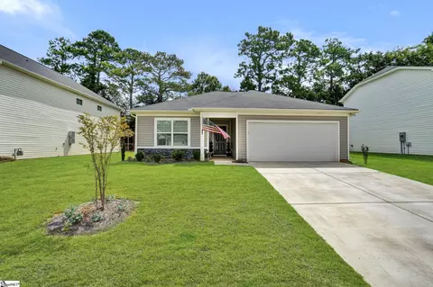 109 Myers Ln, Laurens, SC 29360