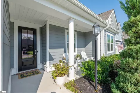 Exterior - 8 Octavia Rd, Taylors, SC 29687 photo 7 of 9