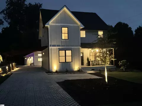 170 Keith Dr, Greenville, SC 29607