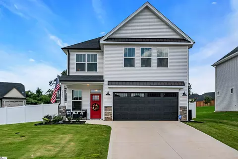 301 Marshgate Dr, Greenville, SC 29617
