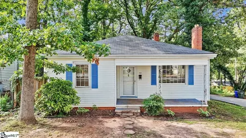 153 Pleasant Ridge Ave, Greenville, SC 29605