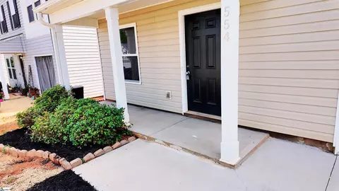 554 Springtime Ln, Inman, SC 29349 photo 4
