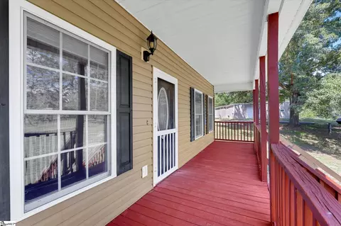 Exterior - 200 Cecil Dr, Liberty, SC 29657 photo 4 of 7