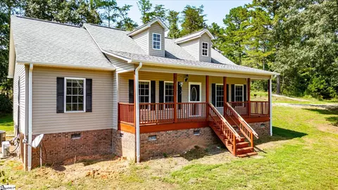 Exterior - 200 Cecil Dr, Liberty, SC 29657 photo 3 of 7