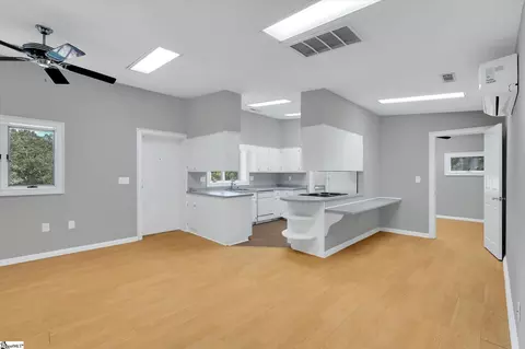 Living - 200 Cecil Dr, Liberty, SC 29657 photo 8 of 9