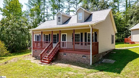 200 Cecil Dr, Liberty, SC 29657