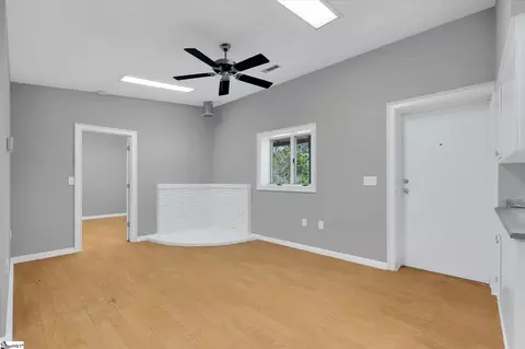 Living - 200 Cecil Dr, Liberty, SC 29657 photo 5 of 9