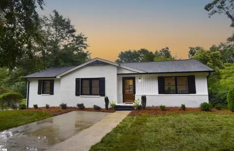 32 Nora Dr, Greenville, SC 29609