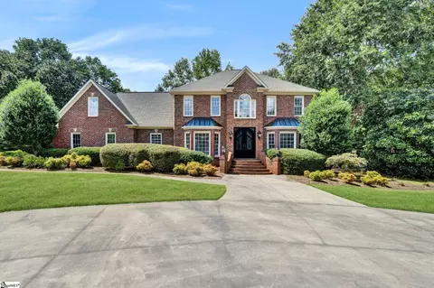 101 Sleepy Hollow Ln, Spartanburg, SC 29306