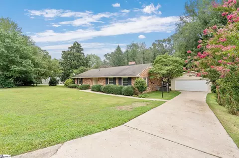 Exterior - 308 Andrew Ave, Easley, SC 29640 photo 3 of 10