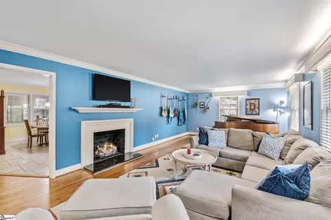 Living - 308 Andrew Ave, Easley, SC 29640 photo 2 of 3