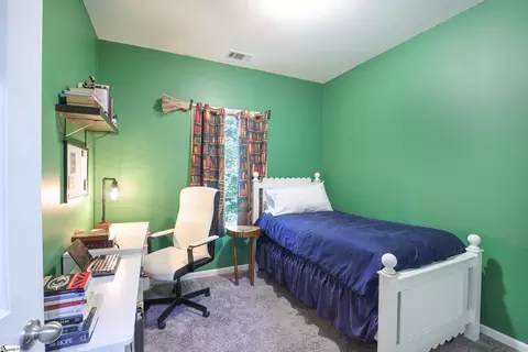 Bedroom - 473 Johnson Rd, Central, SC 29630 photo 2 of 3