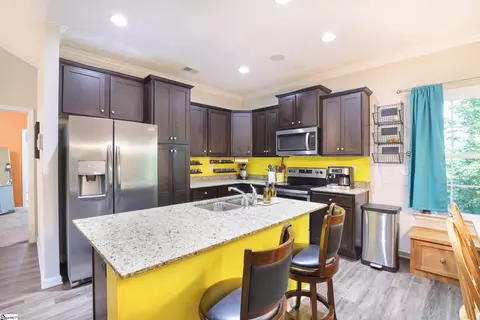 Kitchen - 473 Johnson Rd, Central, SC 29630 photo 2 of 2