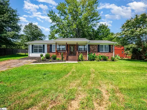 122 Orchard Dr, Liberty, SC 29657