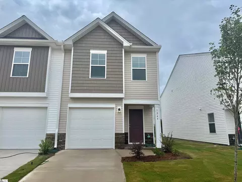 1249 Forestbrook Ln, Spartanburg, SC 29303