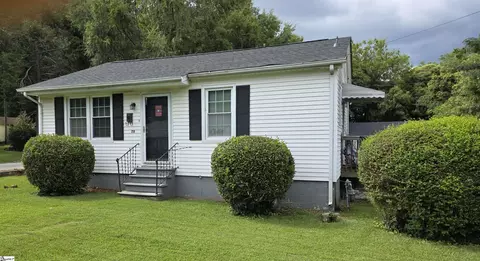 28 Blair St, Greenville, SC 29607