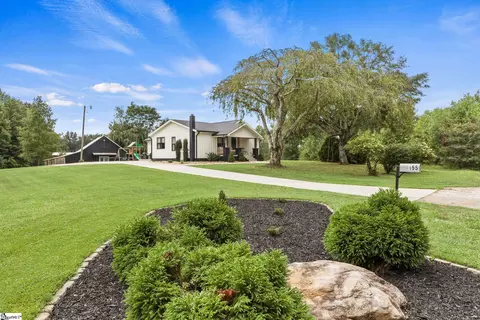 155 Bramlett Rd, Taylors, SC 29687