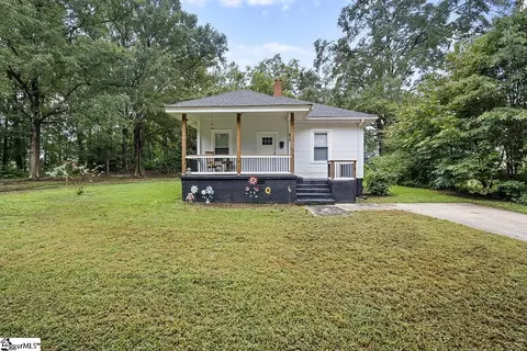 610 Swygert St, Laurens, SC 29360