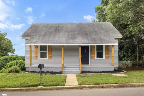 1225 Apalache St, Greer, SC 29651