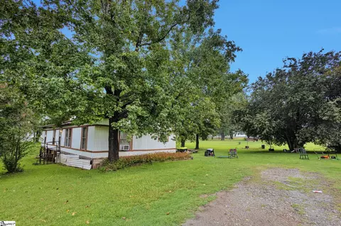 103 Bert Ct, Greer, SC 29651